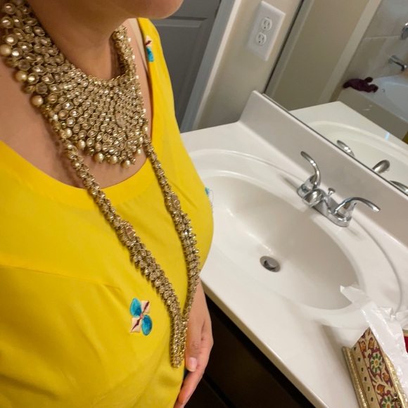 indian Beautiful 3 piece necklace set with mattapati - Picture 5 of 12